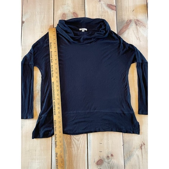 Women's Bordeaux ribbed black turtleneck sweater. Size XS - Picture 4 of 5